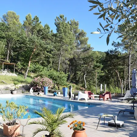 Holiday home Mas Des Collines Avec Vue Montagnes & Piscine *